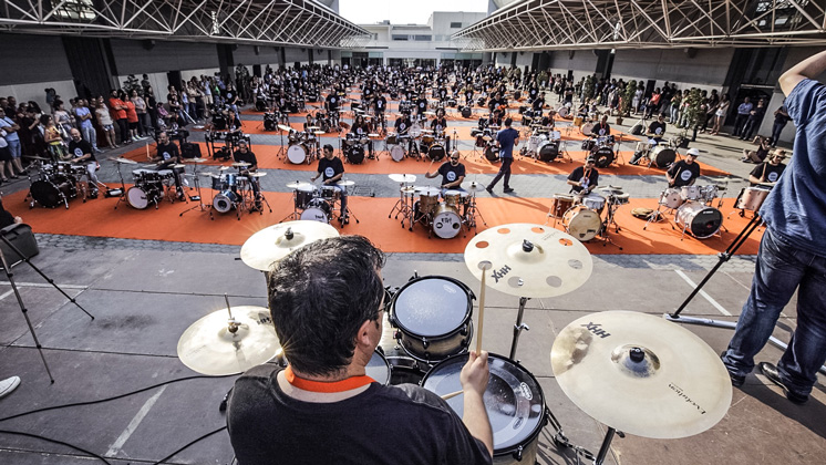 ACIFAL Dia do Ritmo – Aveiro 2015 | 93 bateristas para superar o recorde que já estava em Portugal.