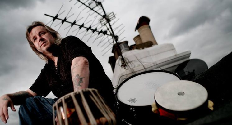 Pete Lockett | O baterista/percussionista britânico vem a Portugal